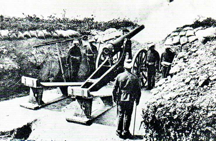 Le canon de 12 cm L25 1882 de position